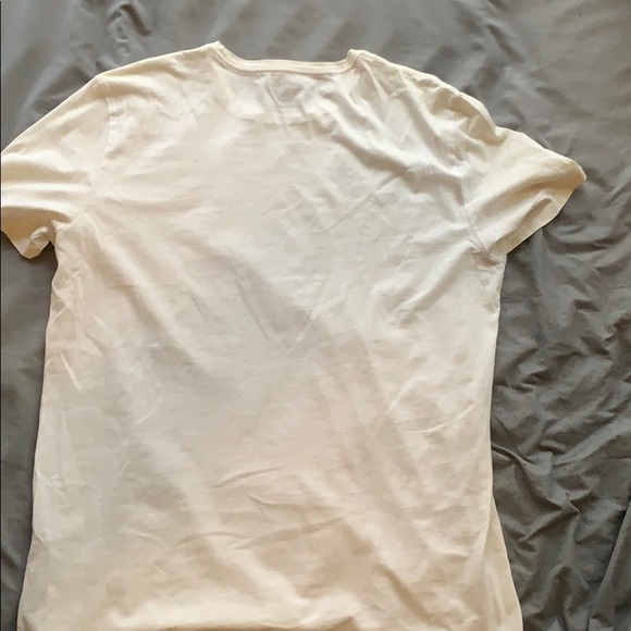 Men’s white logo shirt size large - Picture 2 of 2